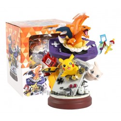 Pokémon Diorama Pikachu Charizard Mew Figura En Caja (Entrega Inmediata)