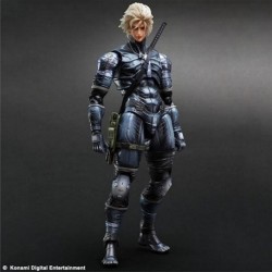 Figura Play Arts Kai Metal Gear Solid 2, Solid: Raiden 11 Inch Action Figure