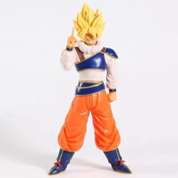 Figura Goku Con Traje Yardrat Dragon Ball Anime + Obsequio