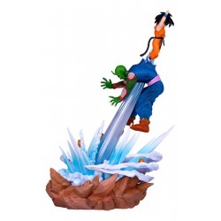 Figura Piccolo Vs Son Goku Diorama Con Luz 21 Cm