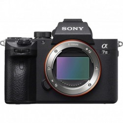 Cámara Digital Sony a7 III ILCE7M3/B Full-Frame Mirrorless I (Importación USA)