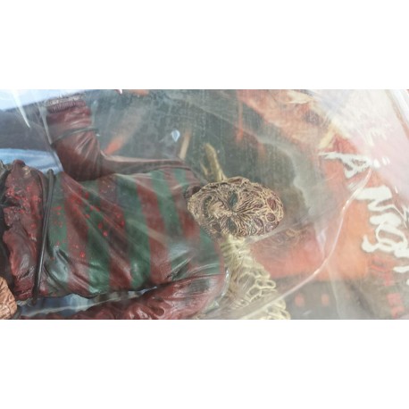 Figura McFarlane Toys Movie Maniacs Series 4 A Nightmare on Elm Street Freddy Krueger 2nd Edition Feature Film Figure w Custo